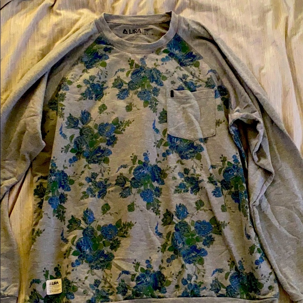 Lira long sleeved shirt